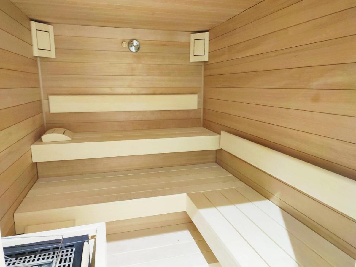 Panorama Apartment Vienna - Free Parking, Sauna & Fitness Eksteriør billede