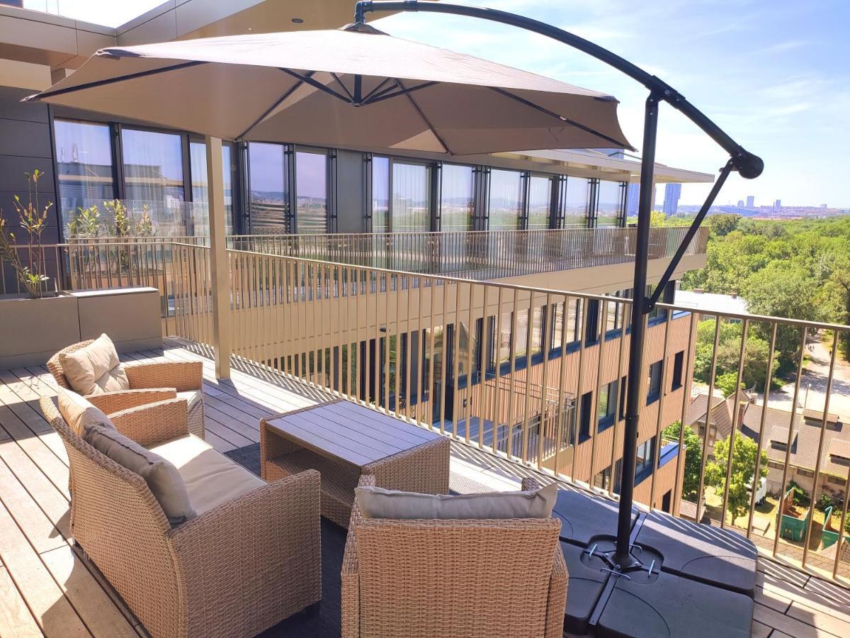 Panorama Apartment Vienna - Free Parking, Sauna & Fitness Eksteriør billede
